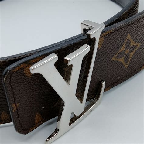 Louis Vuitton 2009 M9821 Belt 